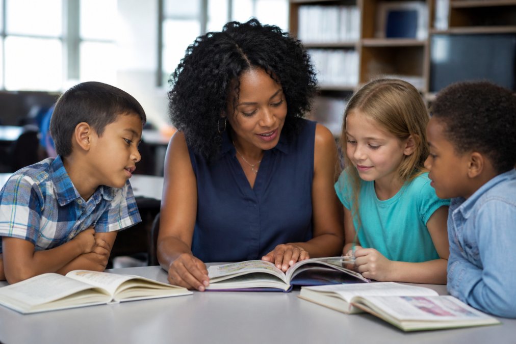 Interactive Reading Lessons for Elementary Students